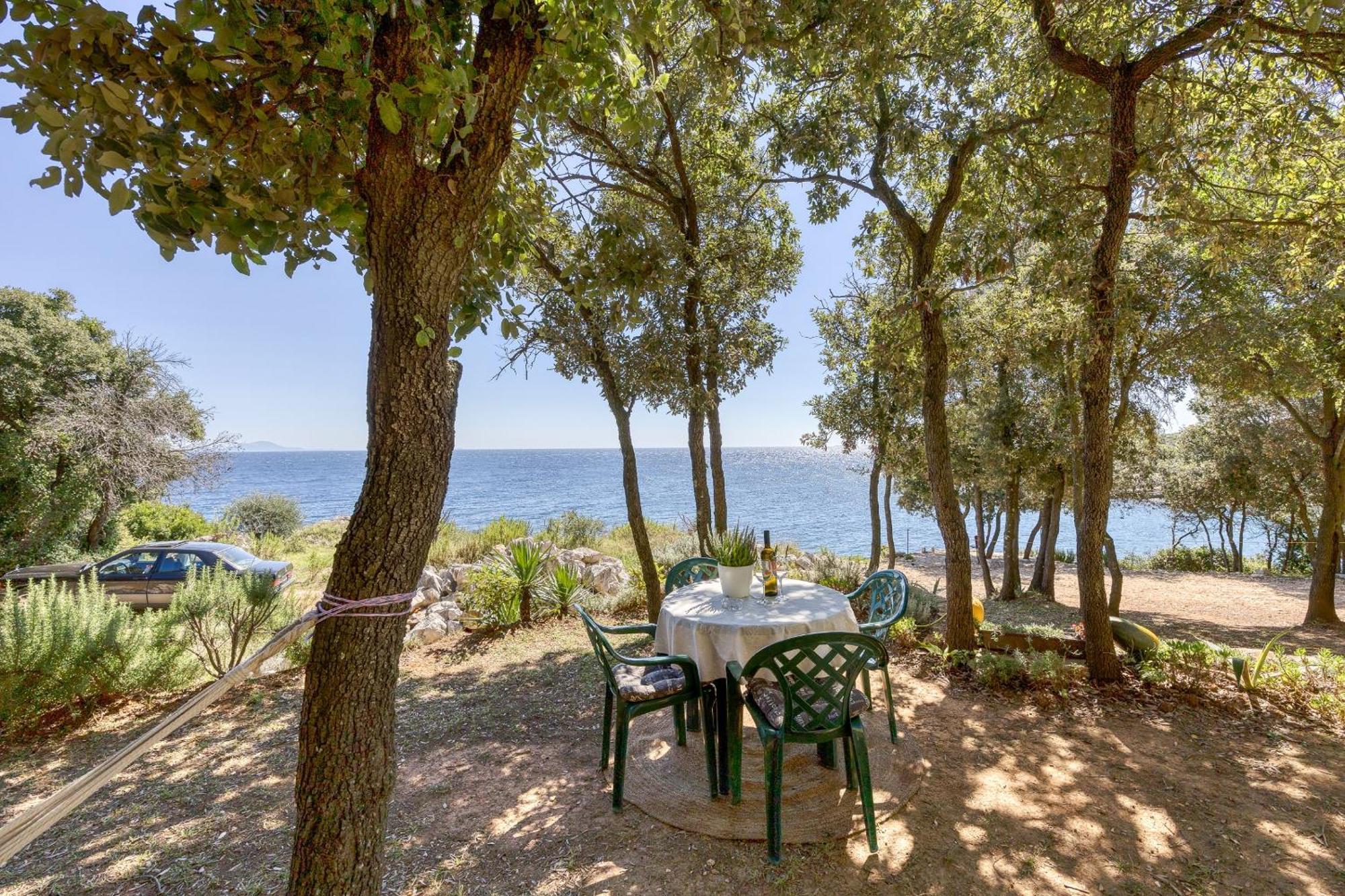 Cottage On The Kavran Beach Exterior foto
